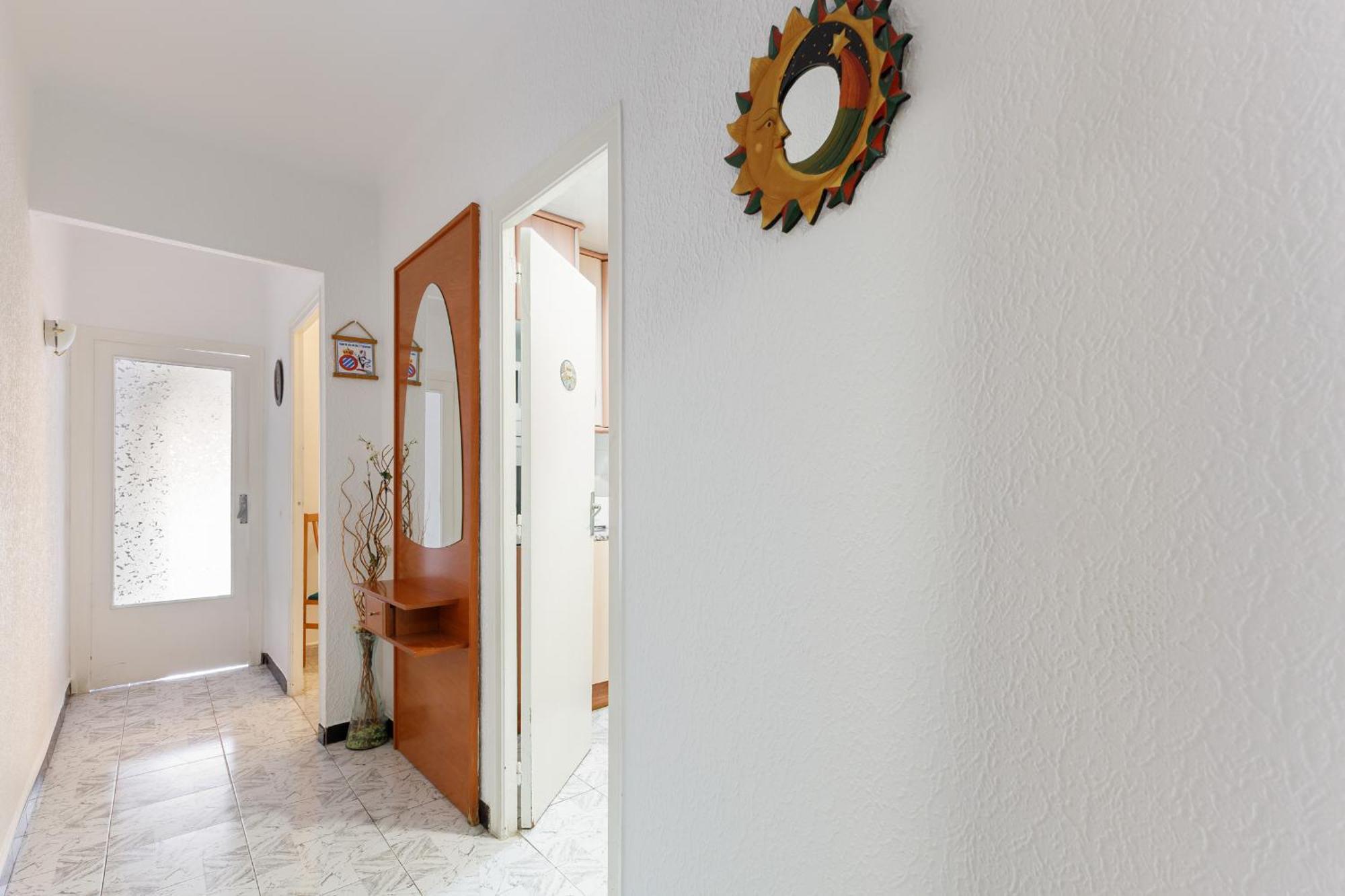 Besos - Bright Apartment Close To Congress & Port Sant Adrià de Besòs Eksteriør billede