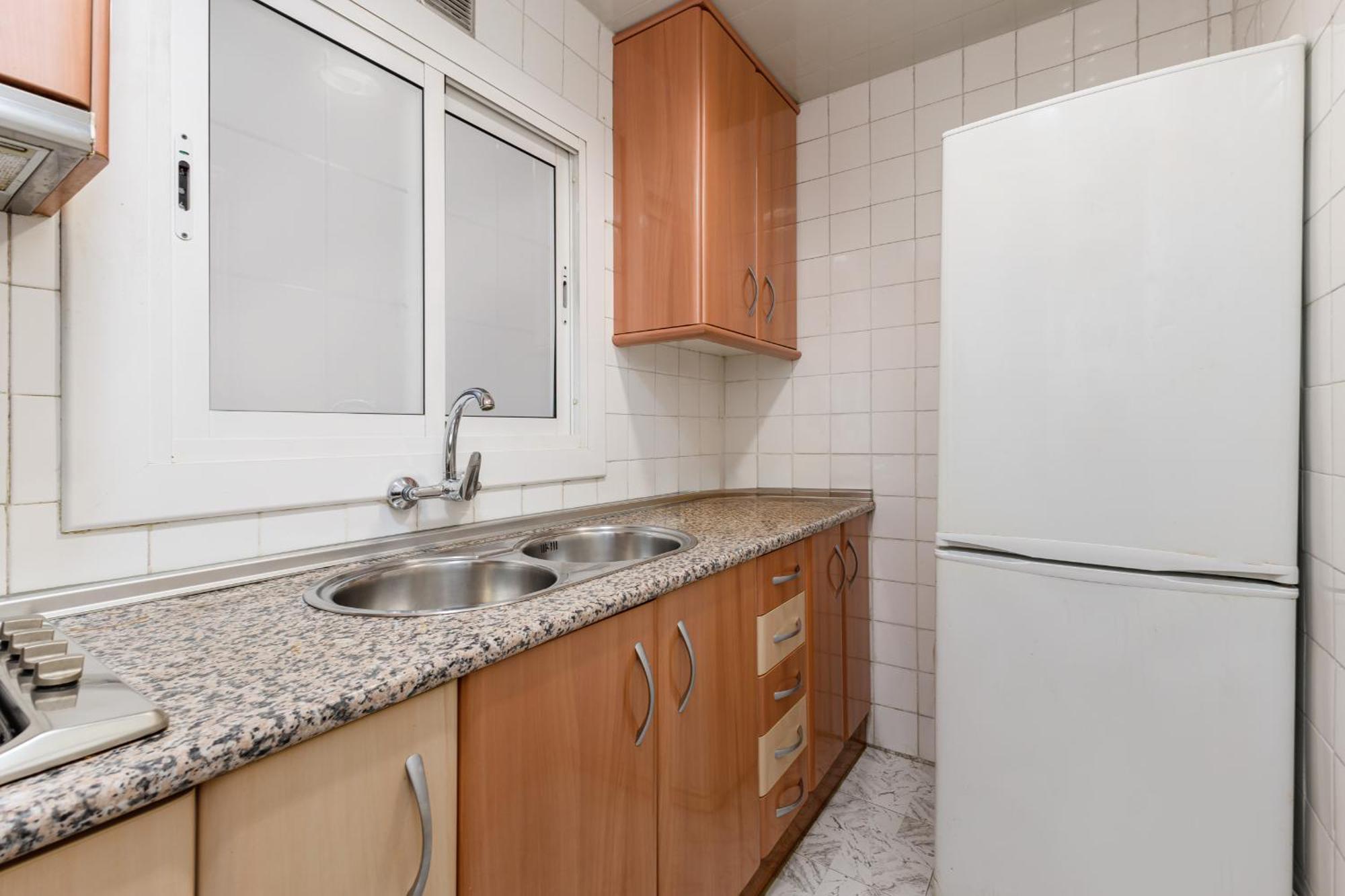 Besos - Bright Apartment Close To Congress & Port Sant Adrià de Besòs Eksteriør billede