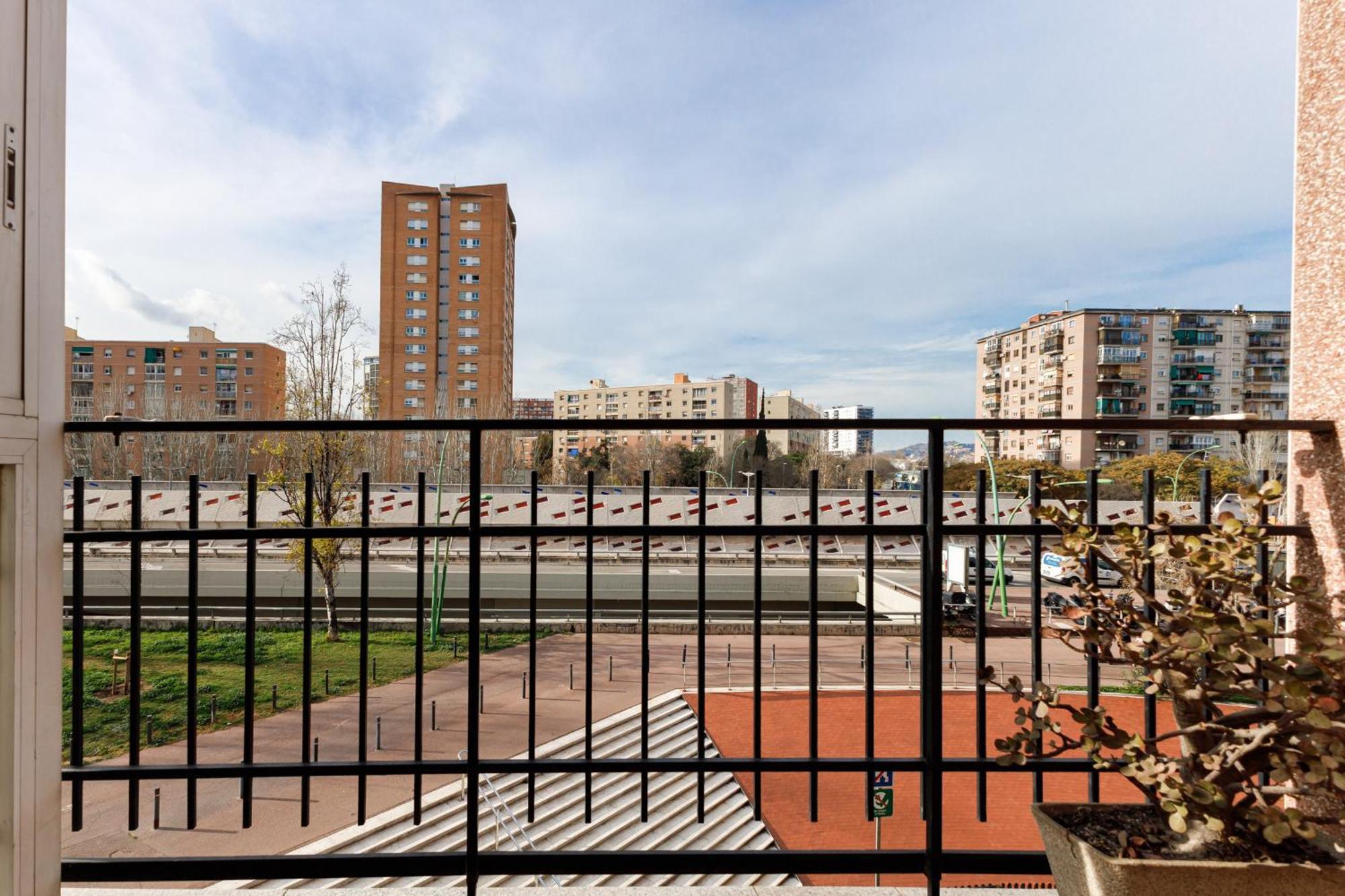 Besos - Bright Apartment Close To Congress & Port Sant Adrià de Besòs Eksteriør billede